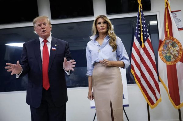 Ông Trump bỏ phiếu sớm tại Florida trong cuộc bầu cử giữa nhiệm kỳ tại Mỹ