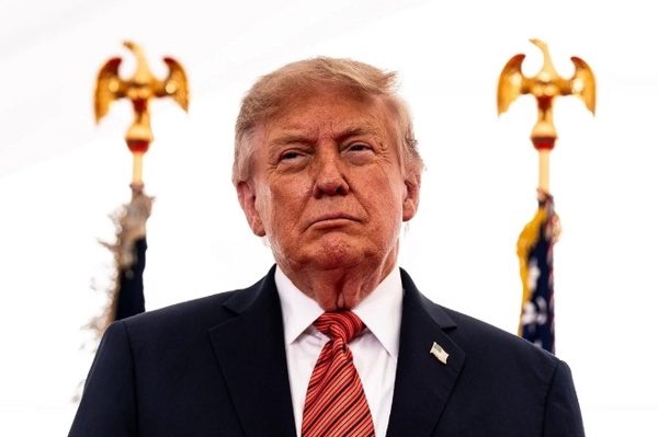 Ông Trump cân nhắc 3 phương án để giải quyết xung đột với Iran