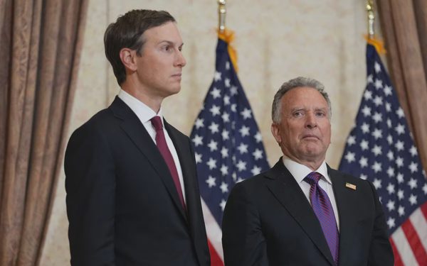 Ông Trump cử hai đặc phái viên mang đề xuất hòa bình tới Nga, Ukraine
