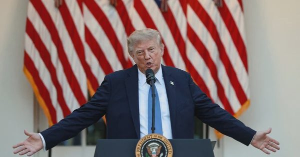 Ông Trump đăng bản đồ có cờ Mỹ bao phủ cả Bắc - Trung Mỹ và Iceland