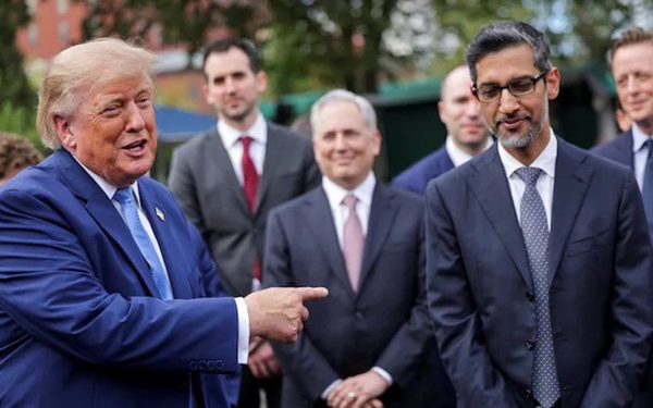 Ông Trump gọi cho Google để đổi tên Đại Tây Dương nhưng bị từ chối