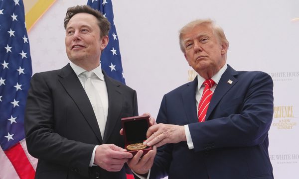 Ông Trump gọi Elon Musk là 'báu vật quốc gia'