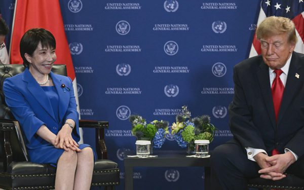 Ông Trump gọi Thủ tướng Nhật, kể chi tiết về hội nghị với ông Tập