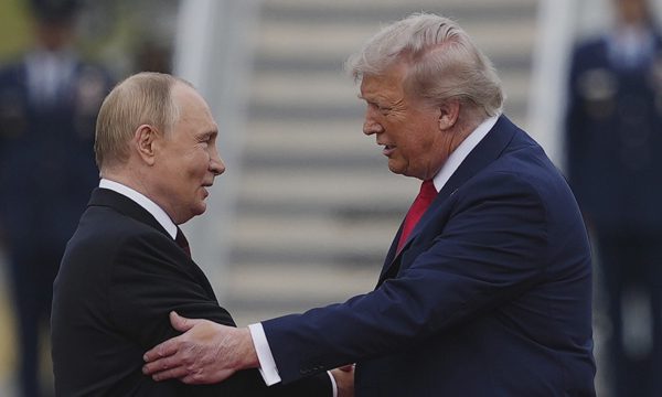Ông Trump không tin Nga, Trung đang hỗ trợ Iran