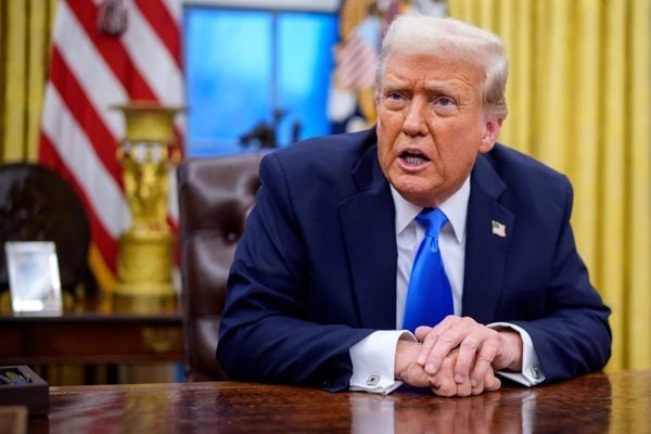 Ông Trump loại trừ khả năng sử dụng vũ khí hạt nhân chống Iran