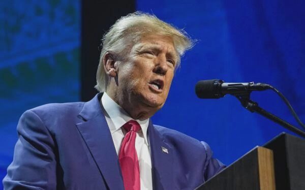 Ông Trump muốn 'chia hóa đơn' chiến sự Iran với các nước