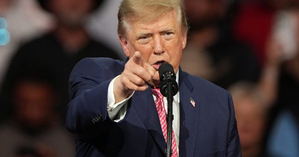 Ông Trump: Mỹ có thể rút khỏi cuộc chiến Iran ngay bây giờ