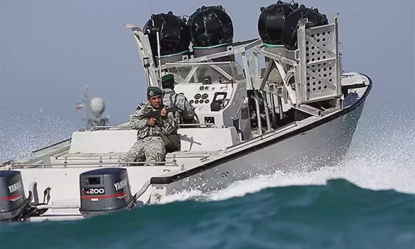 Ông Trump: Mỹ đã dọn sạch thủy lôi ở eo biển Hormuz