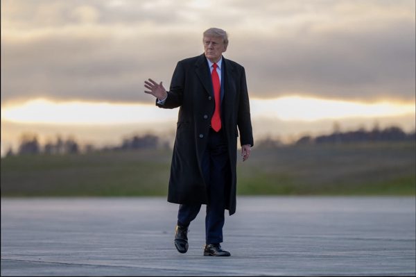 Ông Trump nêu lý do ngừng nhắm mục tiêu vào các lãnh đạo Iran