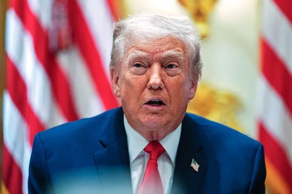 Ông Trump nói Mỹ có thể ‘làm nổ tung’ Iran