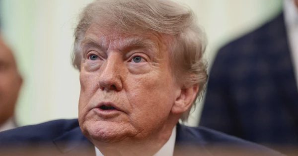 Ông Trump nói sắp ra quyết định lớn về Iran