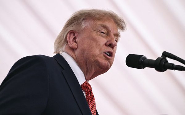 Ông Trump phát biểu gây 'sốc' về lãnh thổ Ireland