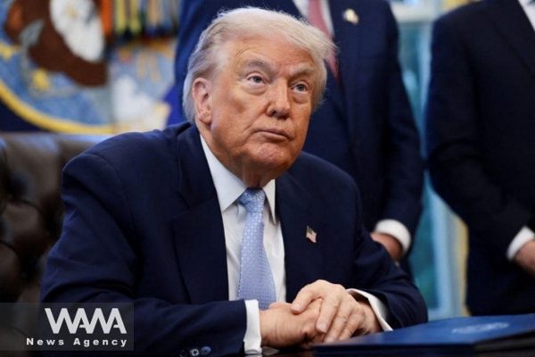 Ông Trump tiếp tục dọa tấn công Núi Pickaxe, quan chức Iran gặp đặc phái viên Mỹ