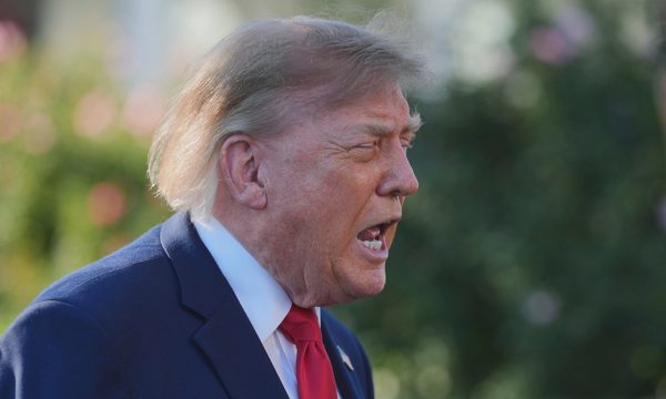 Ông Trump tiếp tục mắng phóng viên tại Nhà Trắng