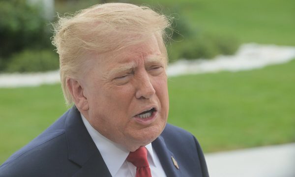 Ông Trump từ chối đề xuất của Iran về mở cửa eo biển Hormuz