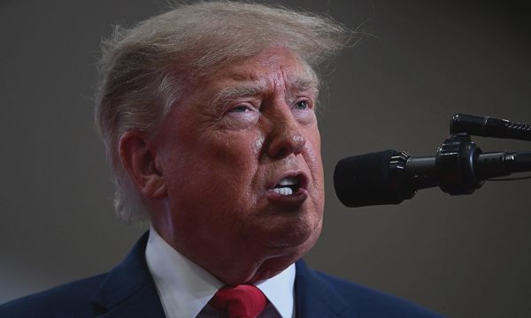 Ông Trump từng khoe với vợ sắp đoạt Nobel Hòa bình