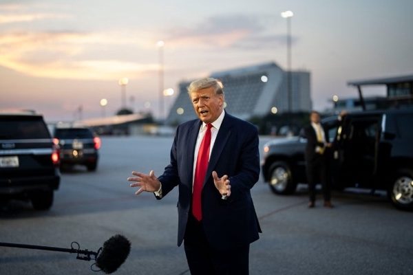 Ông Trump tuyên bố không tấn công Iran trước bầu cử giữa kỳ Mỹ