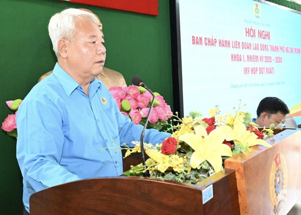 Ông Võ Khắc Thái được bầu làm Chủ tịch Liên đoàn Lao động TPHCM