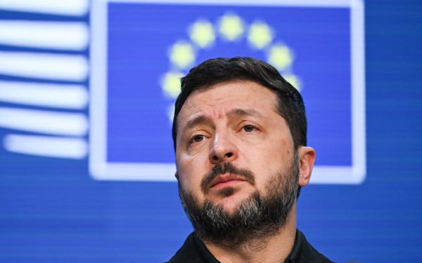 Ông Zelensky nói sẵn sàng tranh cử tổng thống trong thời chiến, khả thi không?