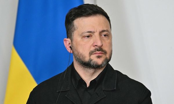 Ông Zelensky: Thỏa thuận diesel của Mỹ là 'món quà' với ông Putin