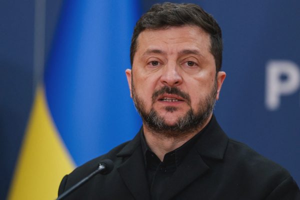 Ông Zelensky thừa nhận Ukraine thâm hụt ngân sách quốc phòng "khổng lồ"