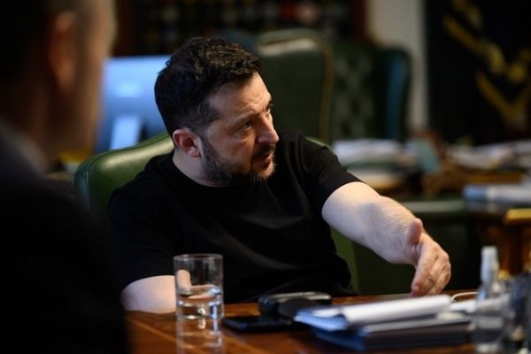 Ông Zelensky tuyên bố không từ chức, nói Ukraine chưa thể tổ chức bầu cử
