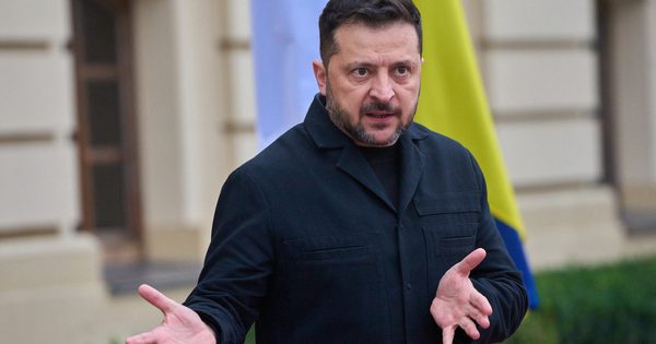 Ông Zelensky vạch 'lằn ranh đỏ' trước đàm phán 3 bên Nga - Mỹ - Ukraine