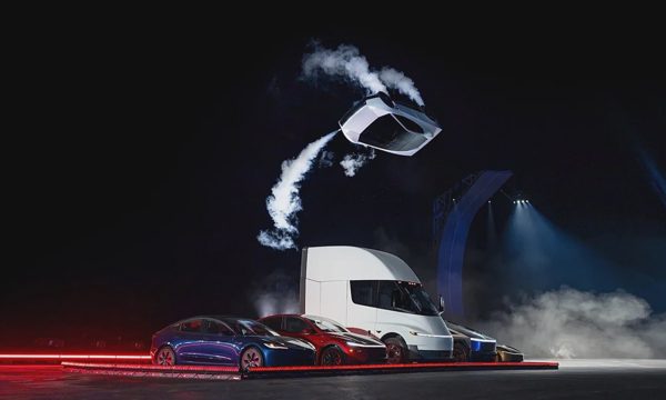 Ôtô bay của Tesla gây hoài nghi vì quá tham vọng