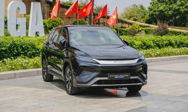 Ôtô điện, hybrid xâm chiếm thị trường Việt