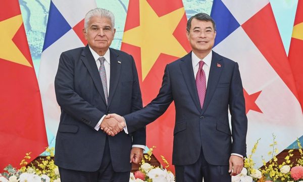 Panama sẵn sàng hỗ trợ Việt Nam tiếp cận thị trường châu Mỹ