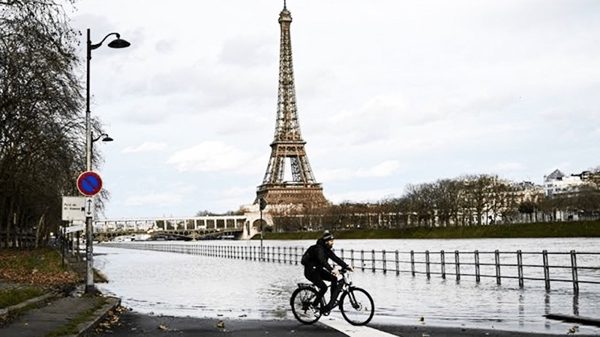Paris bảo đảm an toàn cho người đi xe đạp