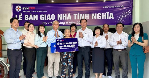 PC Đắk Lắk: Bàn giao 5 nhà tình nghĩa từ nguồn hỗ trợ của EVNCPC