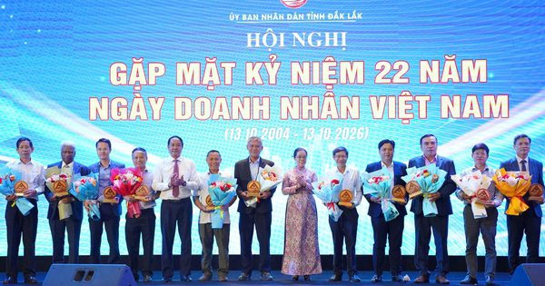 PC Đắk Lắk được vinh danh trong Top 50 Doanh nghiệp tiêu biểu của tỉnh