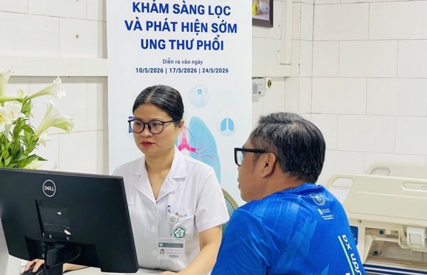 PGS.TS Phạm Cẩm Phương: Không hút thuốc vẫn có thể mắc ung thư phổi, các dấu hiệu không nên bỏ qua