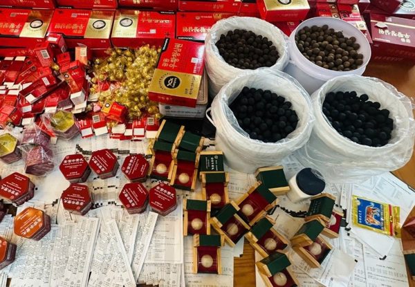 Phá đường dây dùng bột mì, hóa chất làm giả thuốc chống đột quỵ An Cung