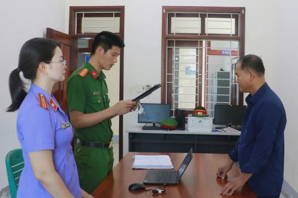 Pha trộn tân dược với thảo dược, bán thuốc giả thu lợi 5 tỷ đồng
