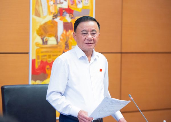 Phải đáp ứng những tiêu chí, điều kiện nào để được xếp loại 'Hoàn thành xuất sắc nhiệm vụ'?