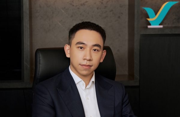 Phạm Nhật Minh Hoàng làm gì trước khi nhận chức Tổng Giám đốc GSM?