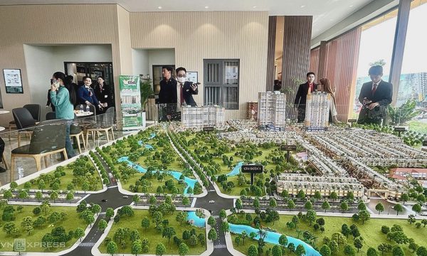 Phạt đến 80 triệu nếu không báo cáo giao dịch nhà đất giá trị lớn