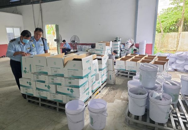 Phạt doanh nghiệp 'nới' hạn sử dụng thức ăn thủy sản