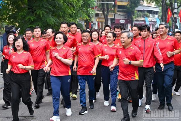 Phát động phong trào toàn dân tập luyện thể thao vì một Việt Nam khỏe mạnh