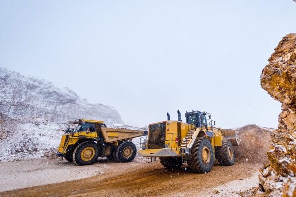 Phát hiện 20 tấn vàng giữa quốc lộ, chính quyền quyết định di dời cả tuyến đường
