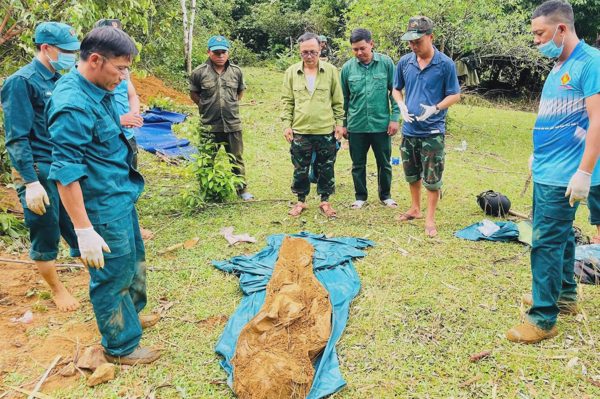 Phát hiện 3 hài cốt liệt sĩ bên suối Nước No trong rừng sâu