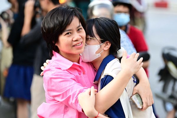 Phát hiện con mình trong nhóm 'Con ghét bố mẹ'