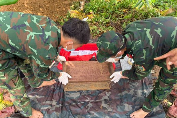 Phát hiện hài cốt liệt sĩ cùng nhiều di vật trong vườn nhà dân ở Đà Nẵng