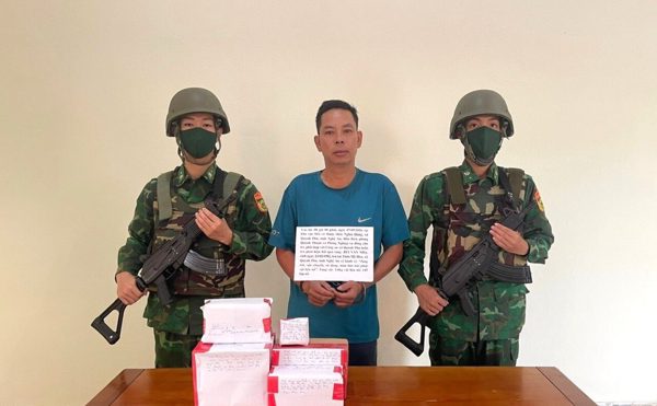 Phát hiện vật liệu nổ, 145 kíp nổ trên tàu cá ở Nghệ An