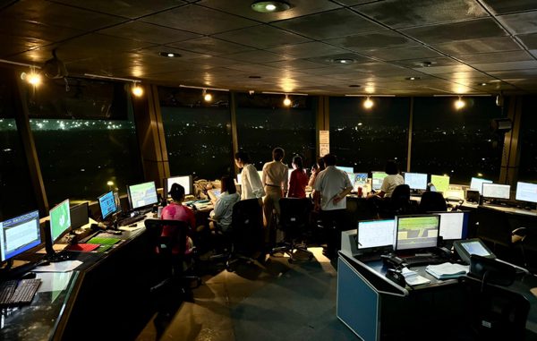 Phát hiện vật thể bay phát sáng nghi là thiết bị UAV gần Sân bay Cát Bi