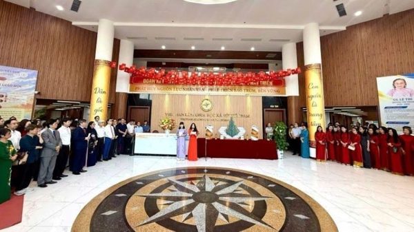 Phát huy nguồn lực nhân văn, phát triển bao trùm, bền vững