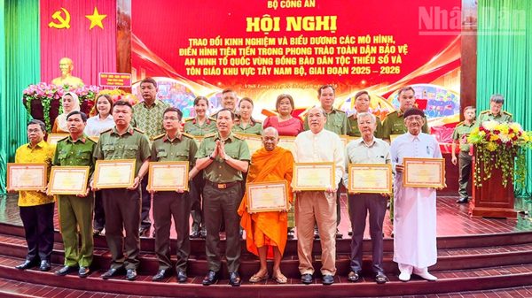 Phát huy sức mạnh đại đoàn kết toàn dân tộc trong phong trào Toàn dân bảo vệ an ninh Tổ quốc vùng Tây Nam Bộ