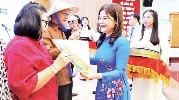Phát huy sức mạnh đối ngoại nhân dân